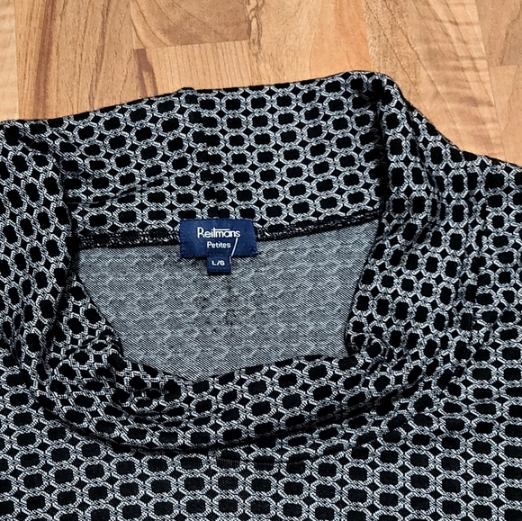 Ladies Top - Picture 3 of 5